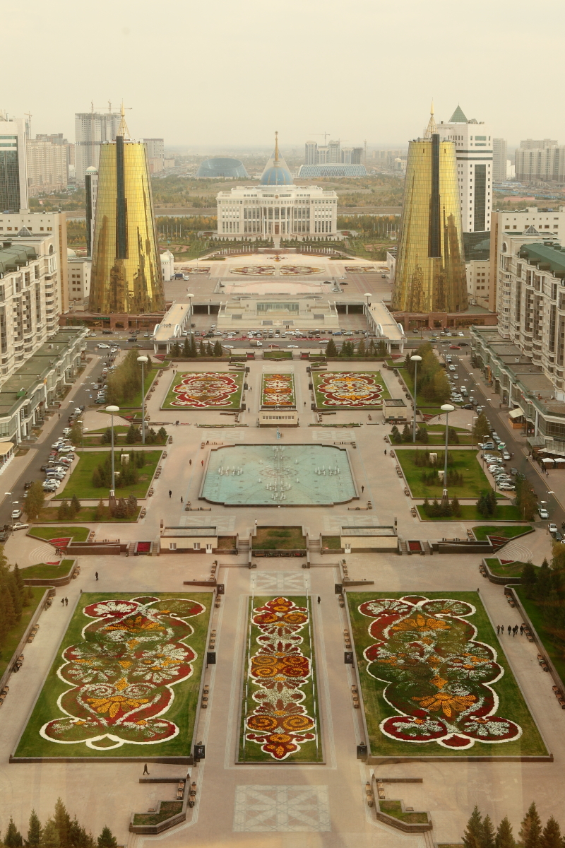 Asia, Asien, Kazakhstan, Kasachstan, Astana, Presidential Palace, Präsidentenpalast, Bajterek Tower, Tower, Turm, Hans-Joachim Eggert