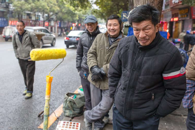 Arbeiter Handwerker Winter Maler Straße Zunyi Guizhou China