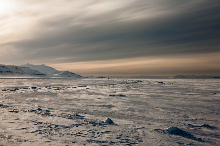 Arctic Arktis Svalbard Spitzbergen Sassenfjord Eis Snow Schnee
